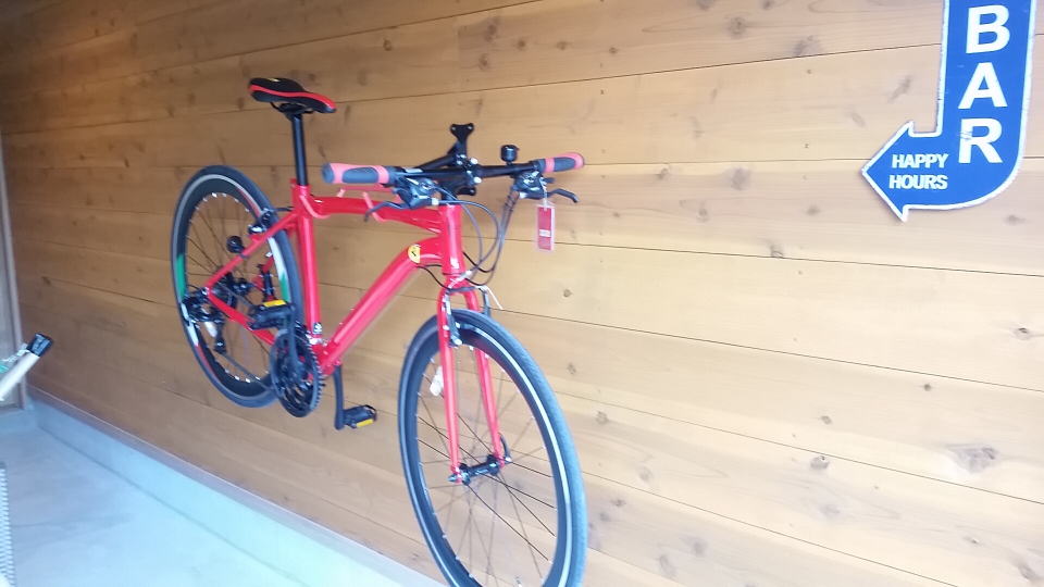 賃貸ガレージハウス|ホビースタジオ|フェラーリ自転車